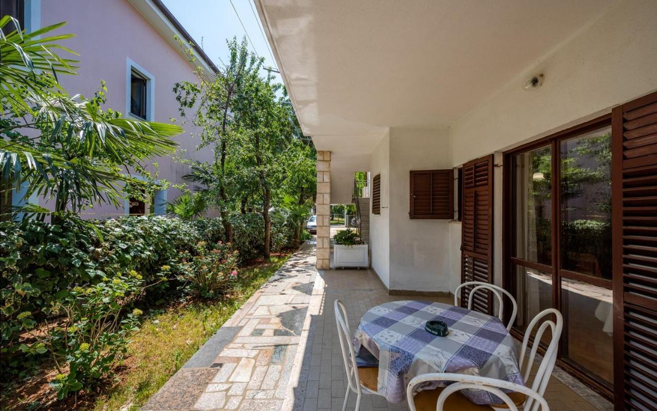Apartmani Lido Bašanija 外观 照片