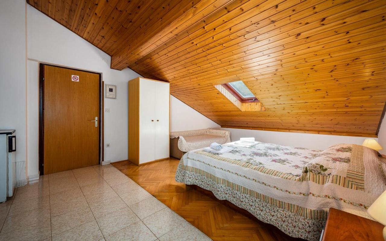 Apartmani Lido Bašanija 外观 照片